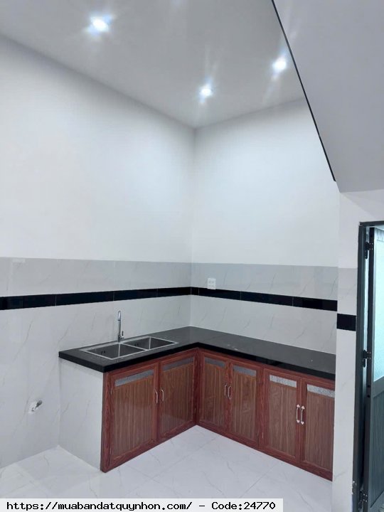 Bán Nhà Đẹp Gần Tháp Đôi Quy Nhơn - Hẻm Rộng 3.5m - 3 Phòng Ngủ - Giá Cực Tốt Bán Nhà Đẹp Gần Tháp Đôi Quy Nhơn - Hẻm Rộng 3.5m - 3 Phòng Ngủ - Giá Cực Tốt