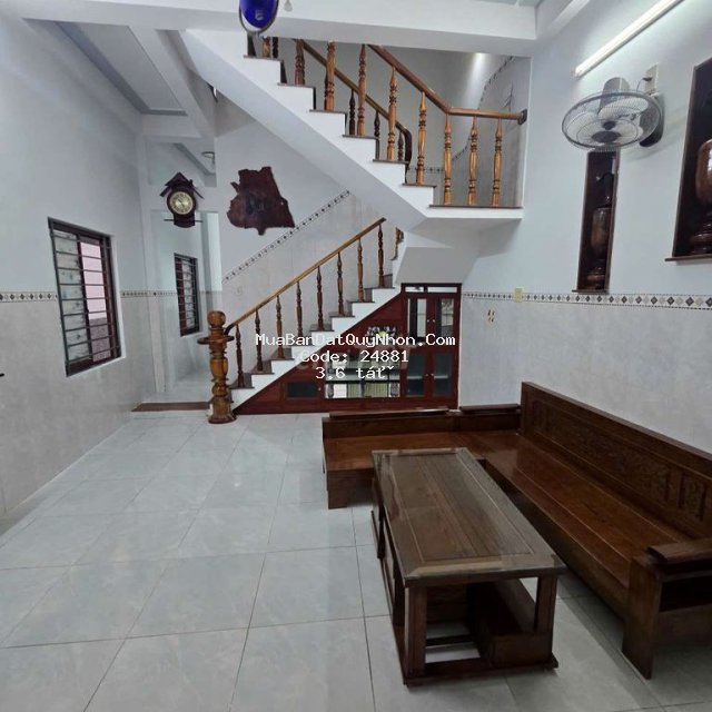 Bán nhà hẻm nguyễn huệ, trung tâm quy nhơn. gần quảng trường Bán nhà hẻm nguyễn huệ, trung tâm quy nhơn. gần quảng trường