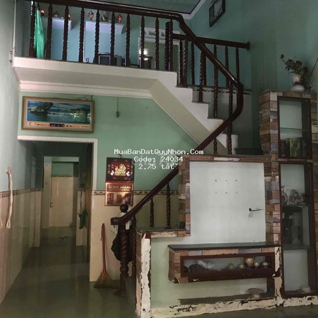 Bán nhà nguyên căn gác lỡ