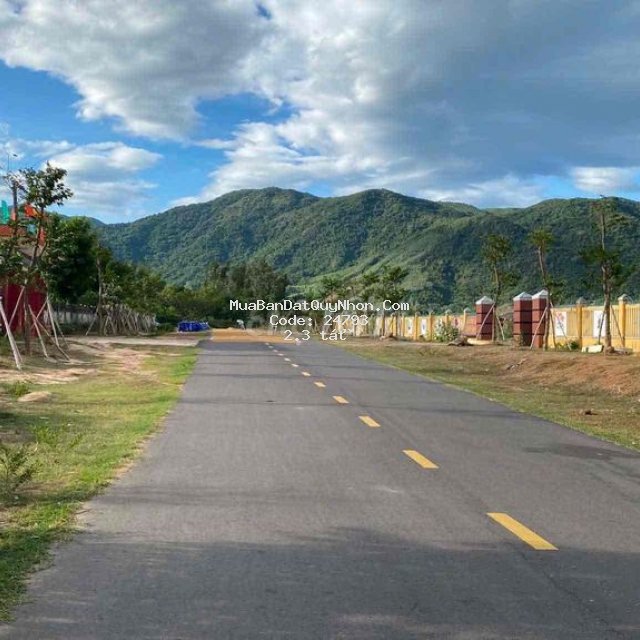 Cần bán gấp lô đất ở phù cát (cũ), bình định, cách sân bay phù cát 5km Cần bán gấp lô đất ở phù cát (cũ), bình định, cách sân bay phù cát 5km
