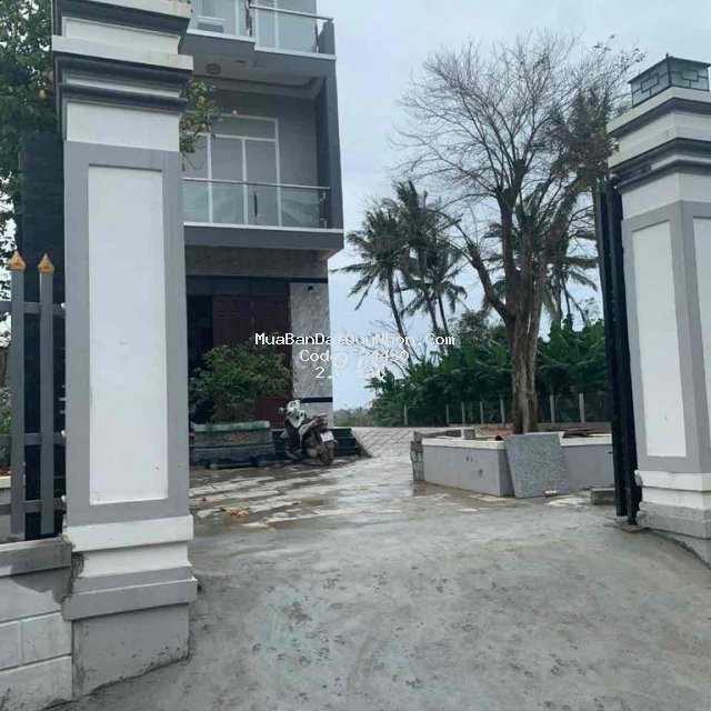 Cần bán mảnh vườn có sẵn nhà yến Cần bán mảnh vườn có sẵn nhà yến