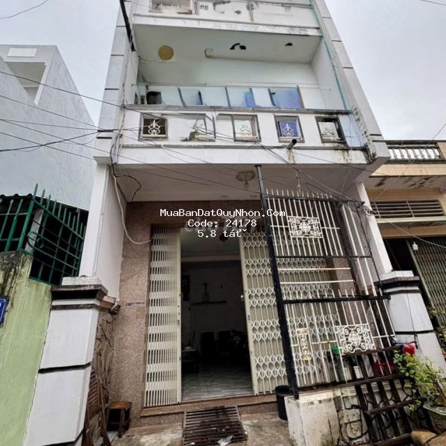 Cần bán nhà như hình full nội thất