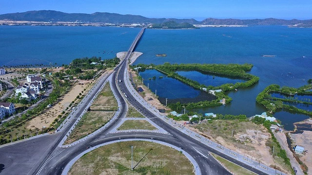Con đường Nhơn Hội - Nhơn Hải thay đổi diện mạo Quy Nhơn