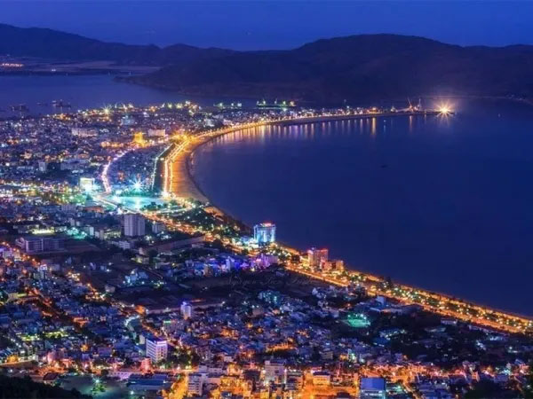 Biển Quy Nhơn có nhiều lợi thế phát triển du lịch và bất động sản nghỉ dưỡng.